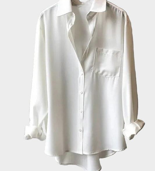 Camicia con taglio elegante e dettaglio moderno