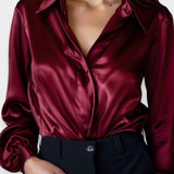 Camicia in raso con colletto
