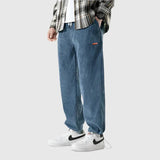 Zbyněk | Pantaloni in velluto a coste Alloro