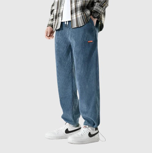 Zbyněk | Pantaloni in velluto a coste Alloro